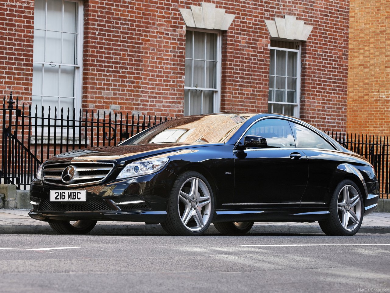 2011 Mercedes-Benz CL500 | Mercedes-Benz Autos Spain