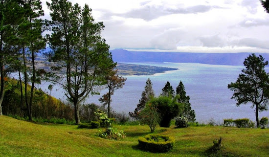 Toba Lake, North Sumatra, Indonesia (Pic 2). AeroTourismZone