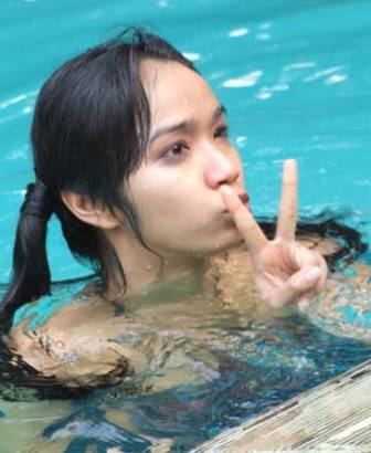 Intan Ayu, Swimming Pool Bikini Lingerie