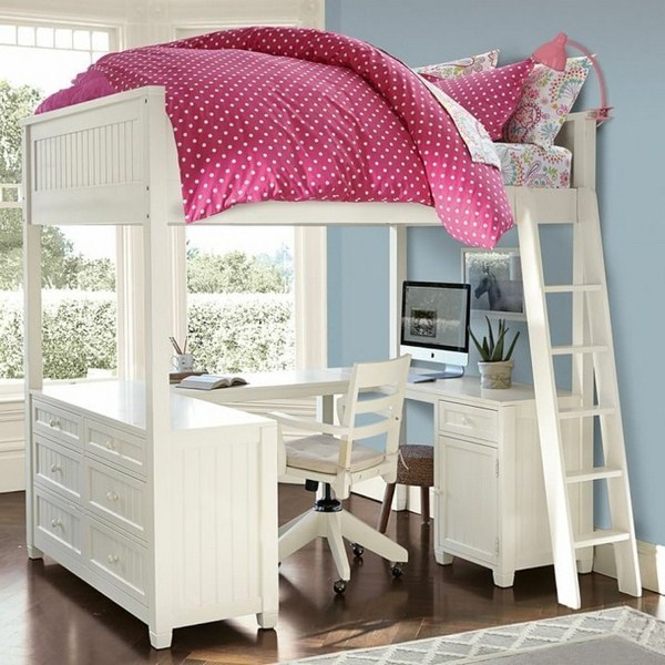 Loft Bed Boy With Compact Conductor