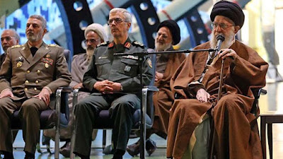 Iran Bersiap Serang Israel, Bersihkan Jalur Udara dari Penerbangan Komersial