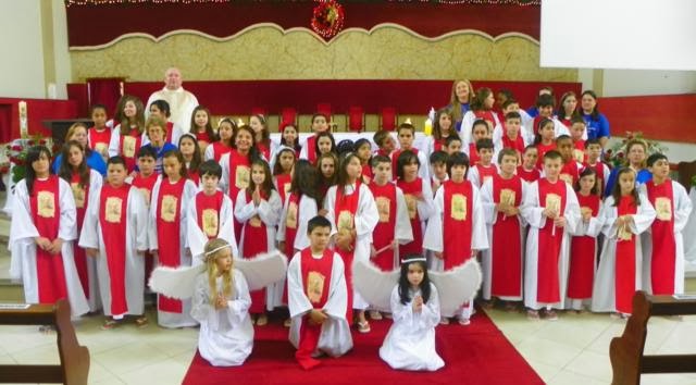 Primeira comunhão na Igreja Nossa Senhora Aparecida