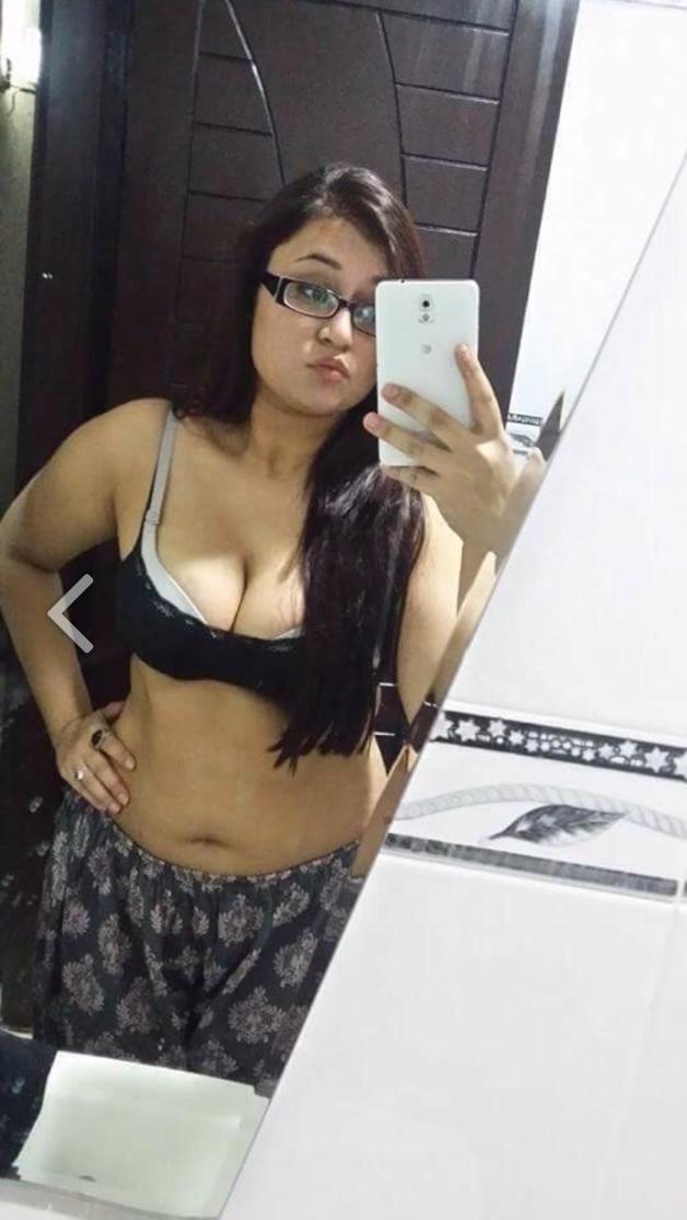 Cute desi Girl