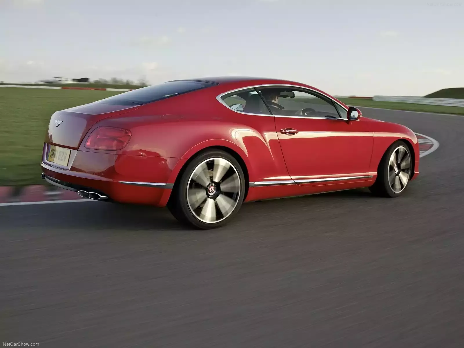 Hình ảnh xe ô tô Bentley Continental GT V8 2013 & nội ngoại thất