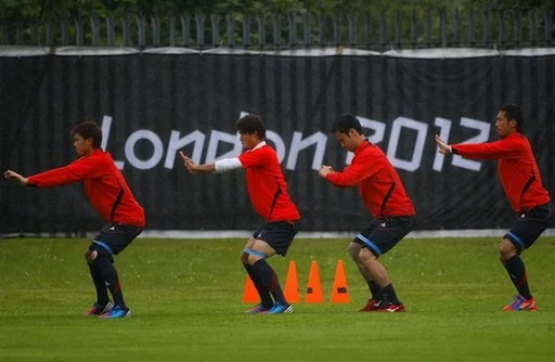 How Japan's Olympic team warm up