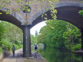 Blow-Up Bridge, Regent's Park