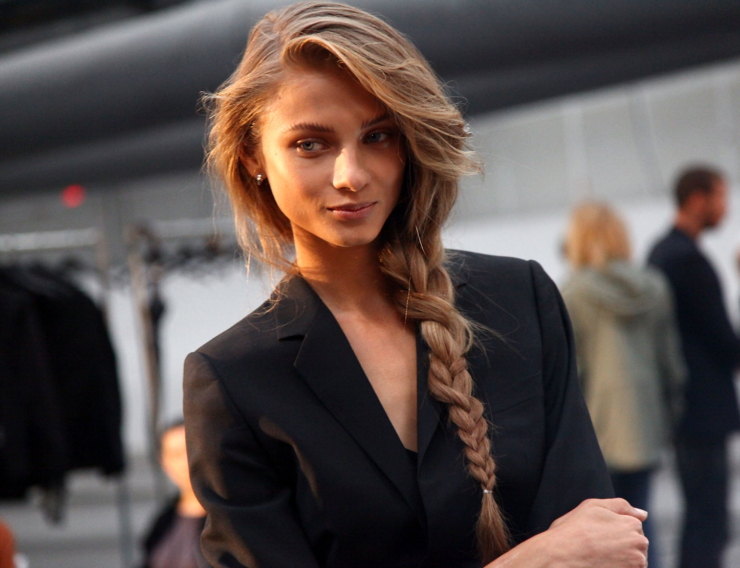 How To Do Hairstyles With Braids