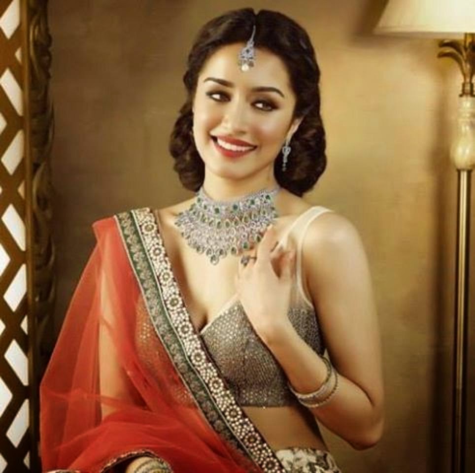 Shraddha Kapoor HD Wallpapers Free Download