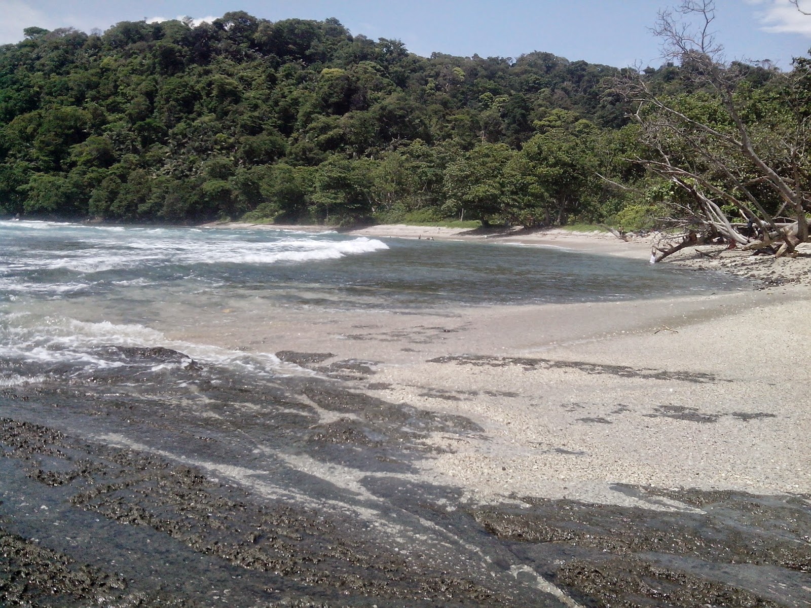  Pantai Kalipat Nusakambangan Cilacap serasa pantai pribadi 