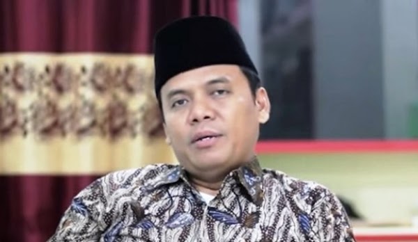 Gus Nur: Nikita Mirzani Luar Biasa, Polisi Cuma Muter-muter, Kalau Hadapi Ulama Garang Sekali