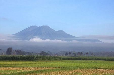 Pesugihan Gunung Kawi Jawa Timur  BLONK - Misteri 