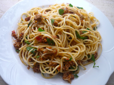 spaghetti bolognese kiymali makarna 4