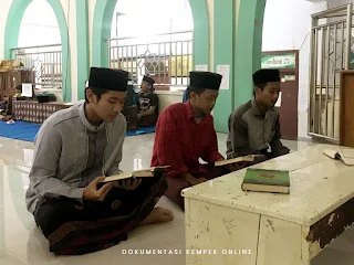 khataman ponpes kempek 2020