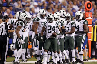 http://cdn.fansided.com/wp-content/blogs.dir/210/files/2015/09/darrelle-revis-nfl-new-york-jets-indianapolis-colts-850x560.jpg