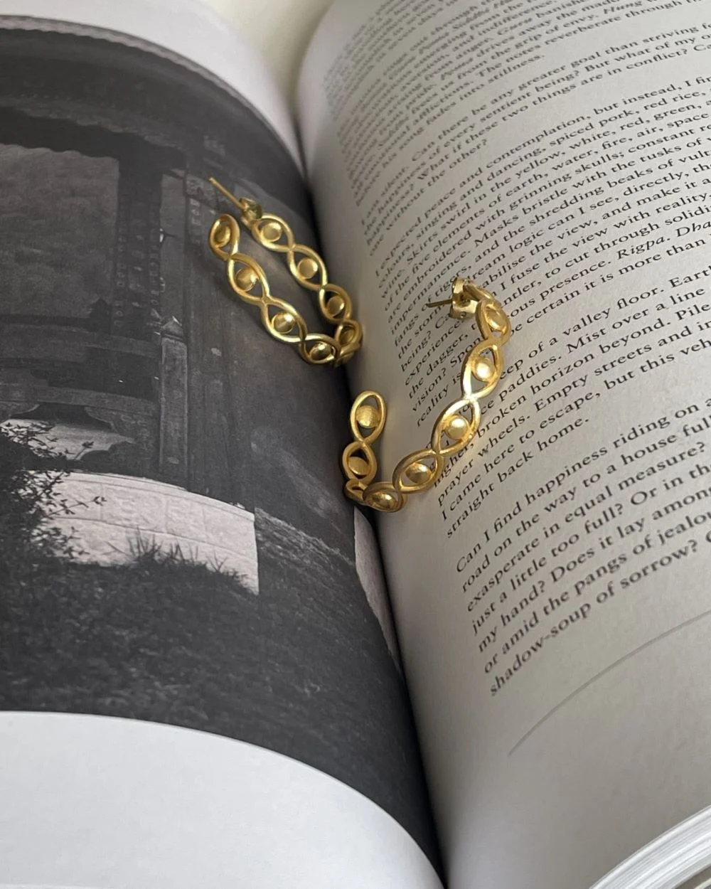 Ottoman Hands Mati Gold Eye Hoop Earrings - London Jewellery & Fashion Blog