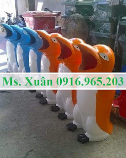 Thùng rác cá heo, cá chép, chim cách cụt, chuột túi