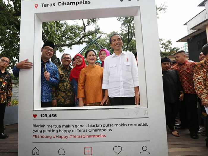 Presiden Jokowi Kunjung Teras Cihampelas