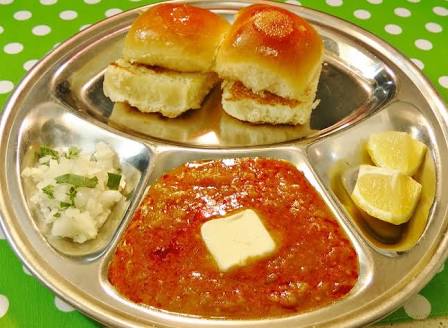 Mumbai's Street Food- Pav Bhaji!