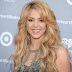 Shakira Long Wavy Cut Hairstyle Picture