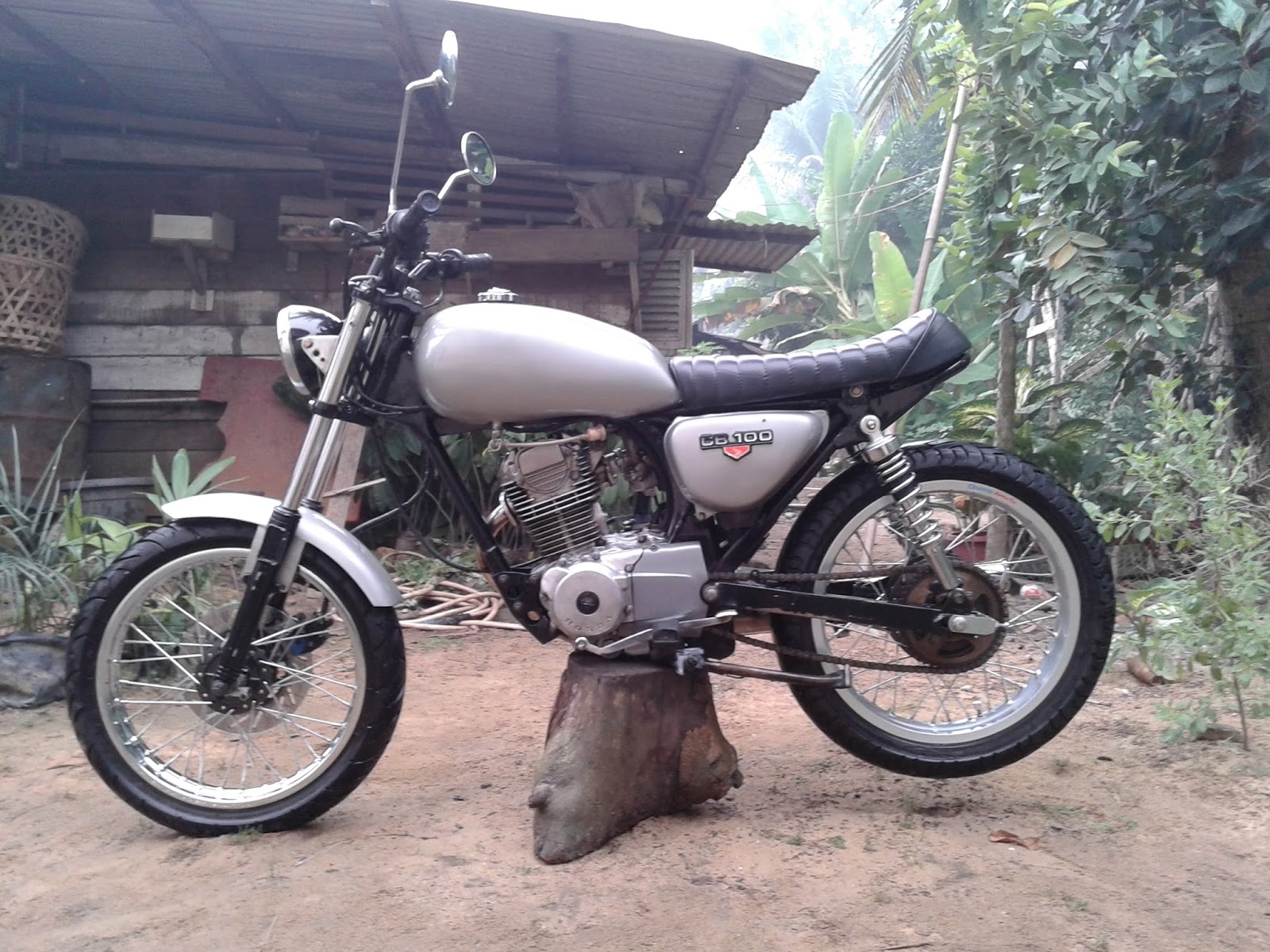 Modifikasi Motor Klasik Japstyle KUMPULAN MOTOR MODIFIKASI ALA