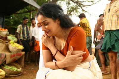 Swetha Menon hot