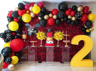 Ideas para mesas de dulces, decoración fiesta cumpleaños Mickey Mouse 8