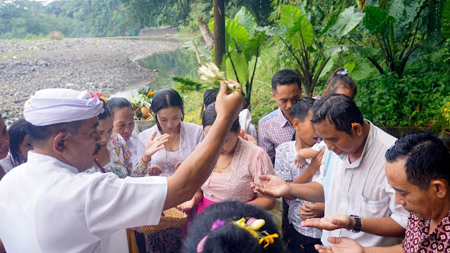   Tempat Melukat Tirta Pasekan Kembali Dibuka untuk Masyarakat Umum