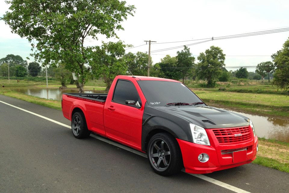 Galeri Foto Modifikasi Mobil Isuzu D Max  Pick Up Terbaru 