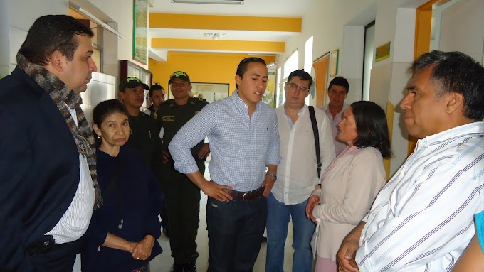 Gobernador Richard Aguilar Villa visitó Hospital Regional de García Rovira