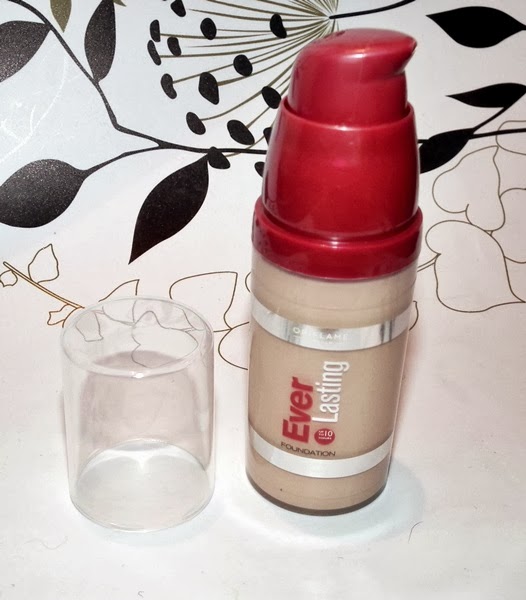 Oriflame, Oriflame Ever Lasting Foundation, Light Ivory, Oriflame Absolute Concealer for Eyes, Gold, podkład do każdego typu cery, korektor pod oczy, maxineczka, katosu, alina