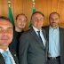 Mesmo inelegível, Bolsonaro quer registrar chapa com um dos filhos como vice para 2026; entenda
