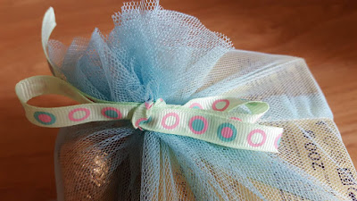 DIY Tulle gift bags tutorial