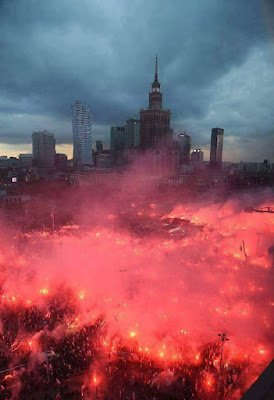 Wartości wypisane w sercu miej nie na koszulkach...