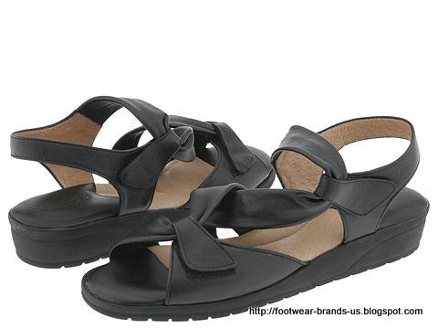 Footwear brands:us-396369