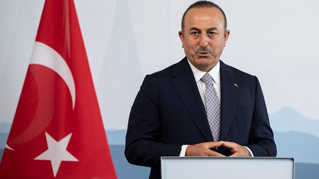 Τσαβούσογλου: Μόνον το τουρκικό έθνος μπορεί να αποφασίσει να αλλάξει ηγέτη