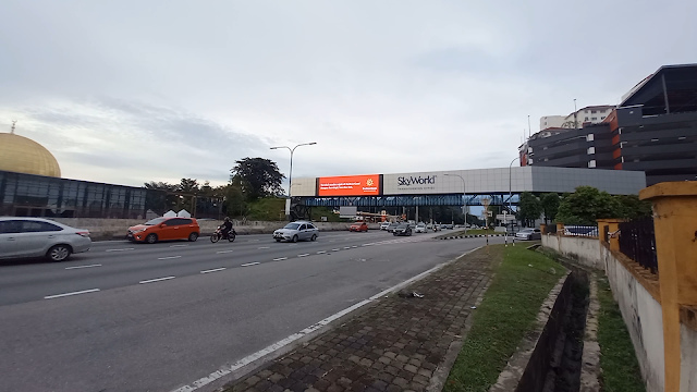 Switzerland Tourism Middle Ring Road II KL Digital Billboard Advertising MRR2 Kuala Lumpur DOOH Advertising Malaysia