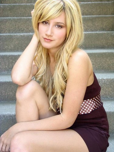 Ashley Tisdale biography