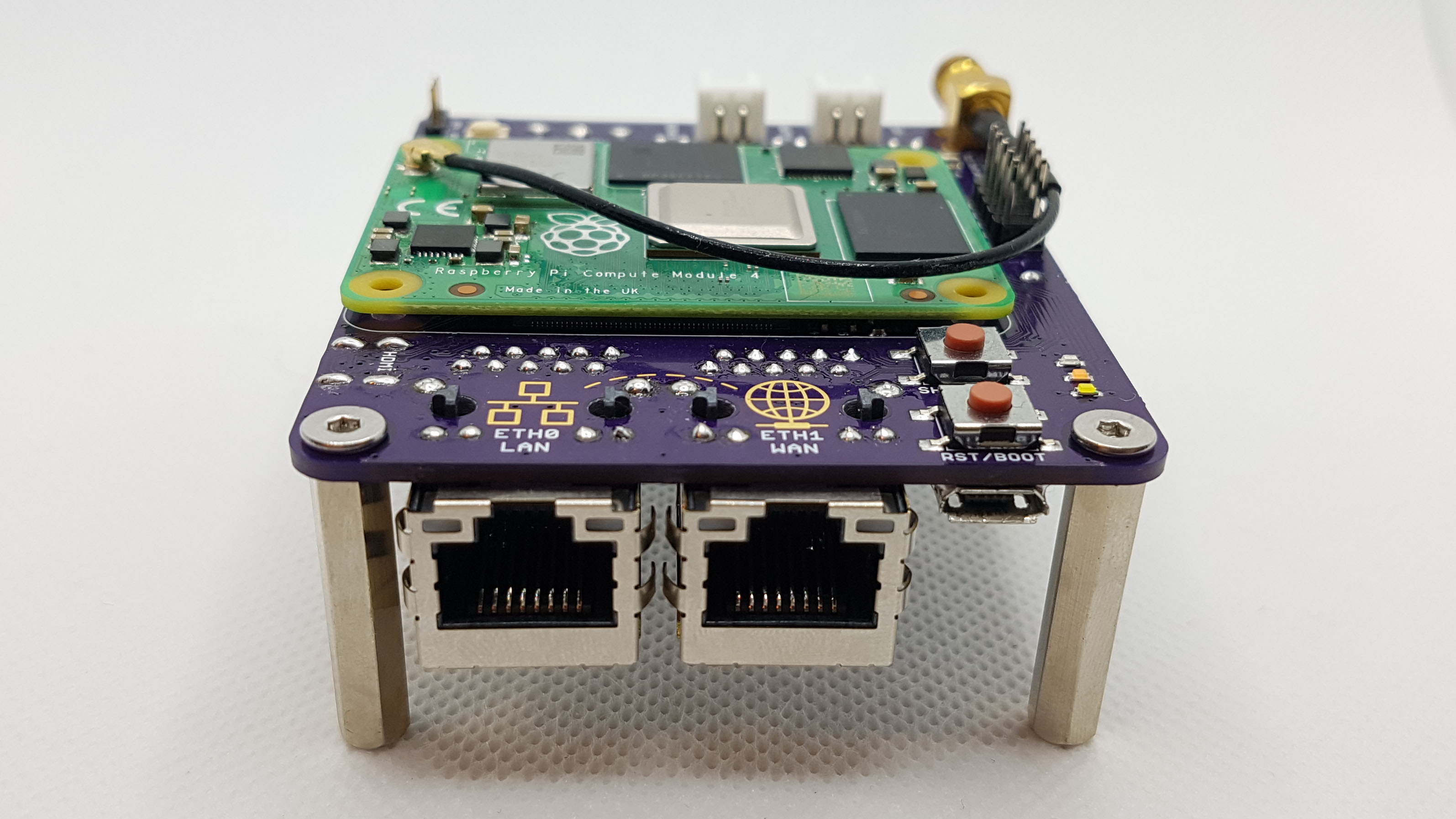 RouterPi – A Gigabit Ethernet Based Raspberry Pi Compute Module 4 Router