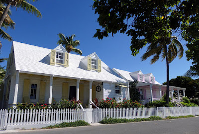 Historic loyalist cottages in Harbour Island.