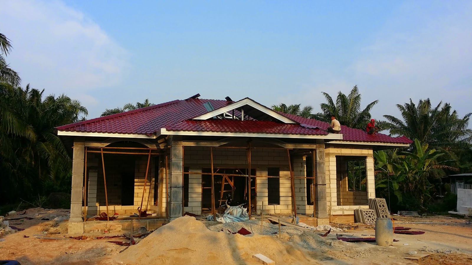 Renovation dan Ubahsuai Rumah  Kekuda Besi Rangka Atap  LIGHT WEIGHT STEEL ROOF TRUSSES kekuda 