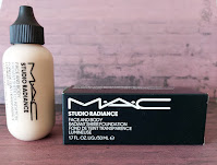 Review MAC Studio Radiance foundation