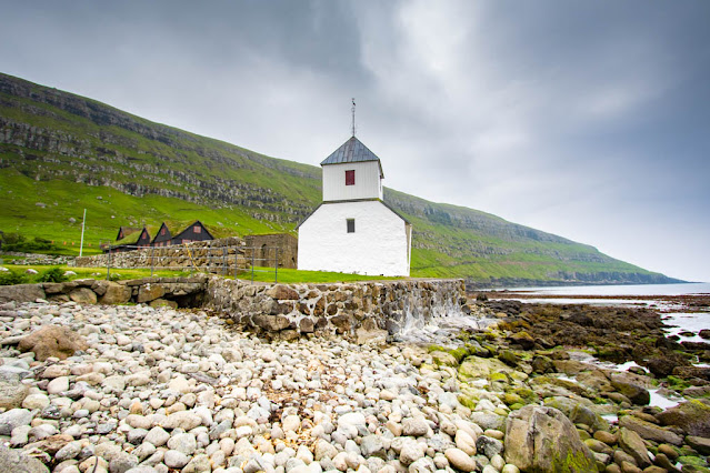 Kirkjubøur-Olavskirkjan church-Chiesa di Sant'Olaf