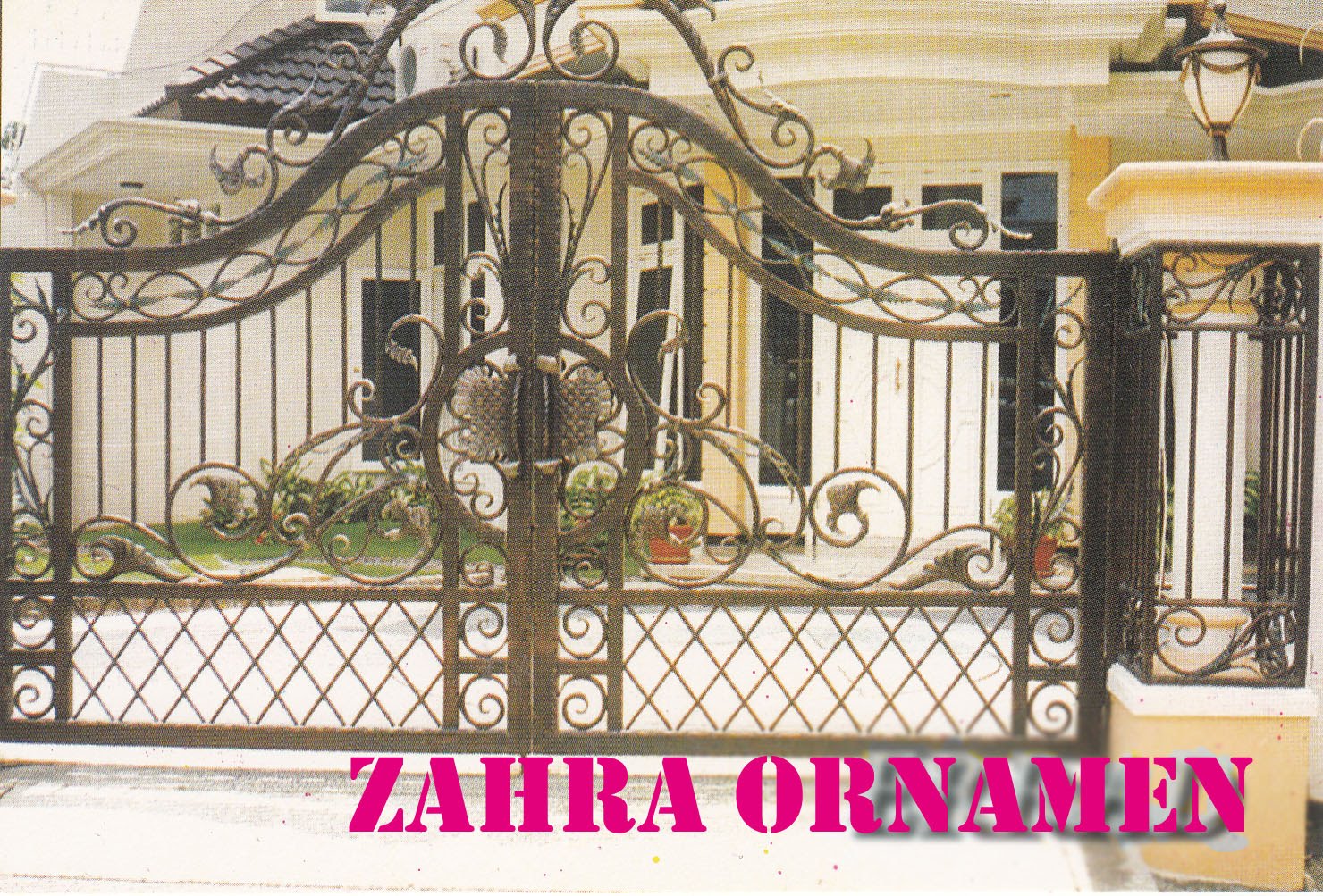 ZAHRA ORNAMEN GAMBAR PINTU  PAGAR  TRALIS 