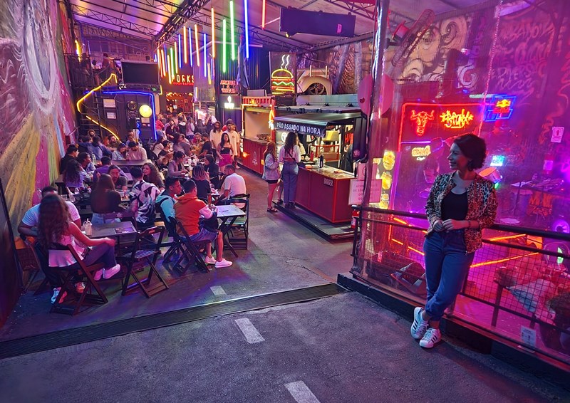 São Paulo a noite: bares e baladas