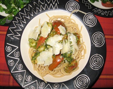 Spagetti mit Bärlauchpesto