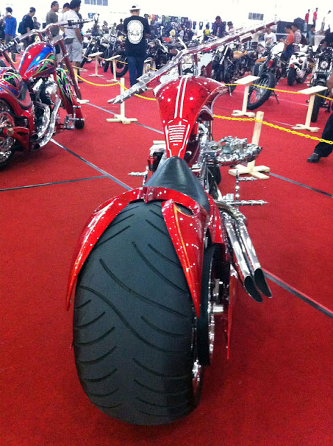 kustomfest-2012_kontes-modifikasi-motor-3