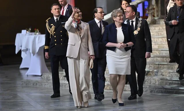 Crown Princess Victoria wore a cream suit by Andiata. Sophie by Sophie earrings, Chanel clutch. Emmanuel and Brigitte Macron