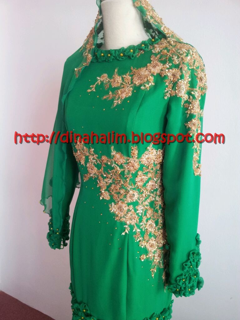 Collection of Warna Baju  Emerald  Hijau  Emerald  Sesuai 