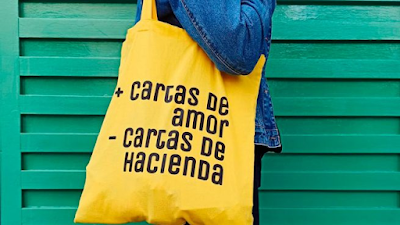 Amancia Hortera tote bags