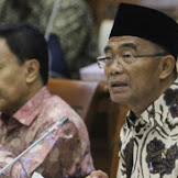 Jangan Angkat Guru Honorer, Cukup Perpanjang Kerja Pensiunan